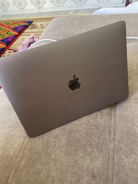 MacBook Air M1, 2020
