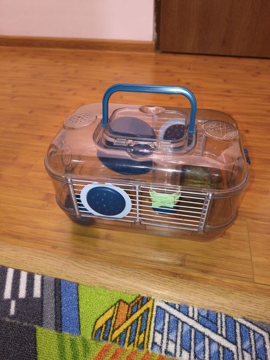 Cușcă hamster plus mâncare și rumeguș