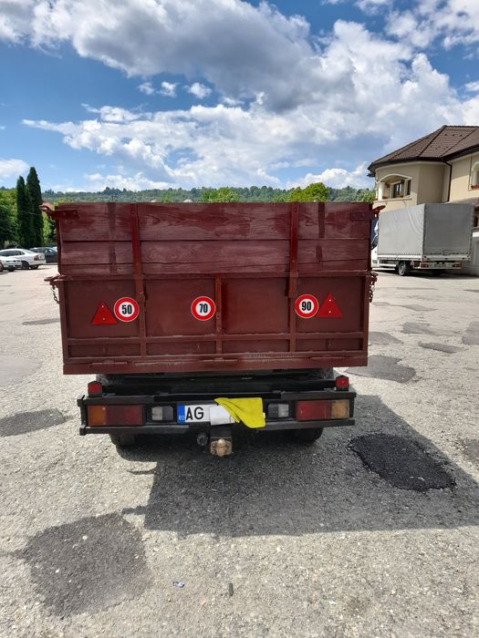 Camioneta Aro 4x4 basculabila