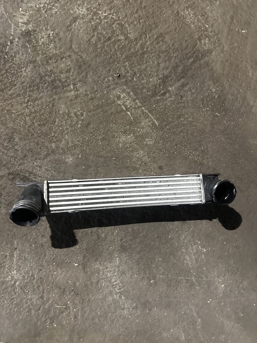 Нов Интеркулер за BMW e90/91/92 330d 231кс