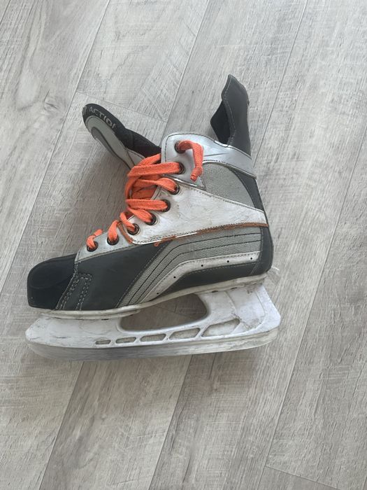 Продам коньки- ледорубы