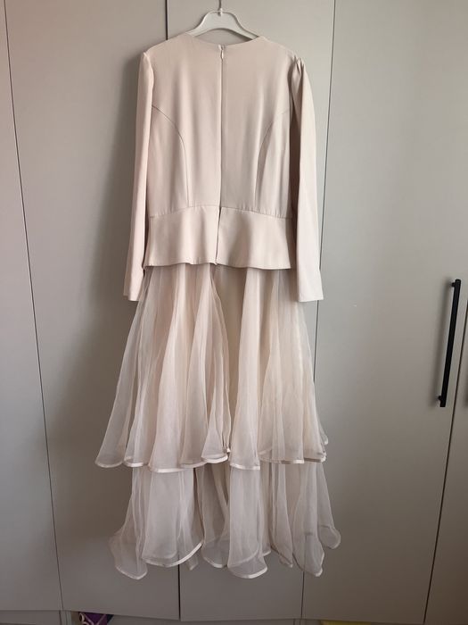 Платье вечерные