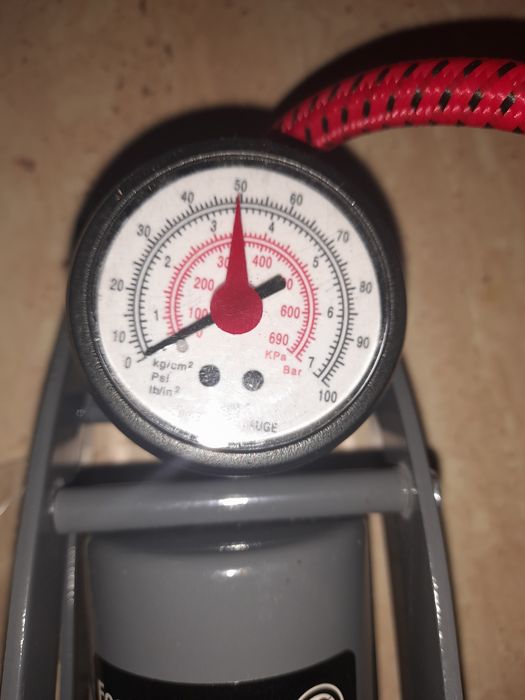 Pompă picior de umflat diverse