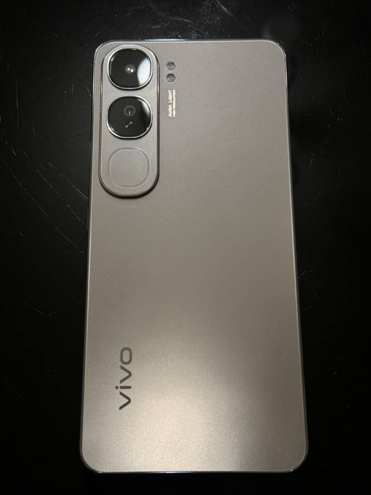 Телефон Vivo40 Lite