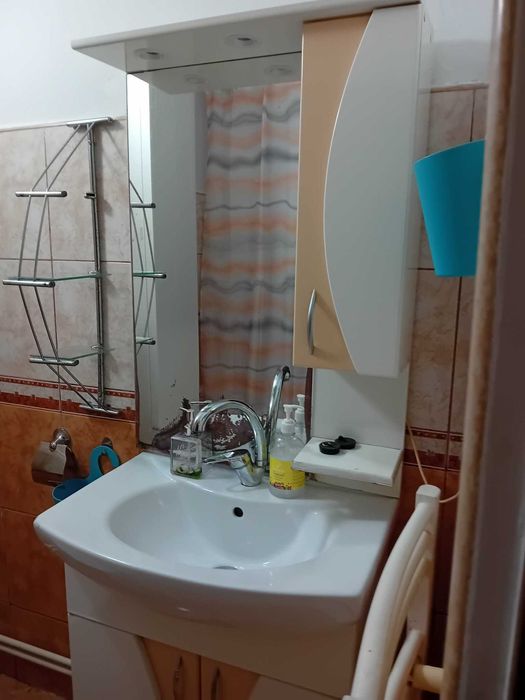 Inchiriez apartament cochet direct proprietar