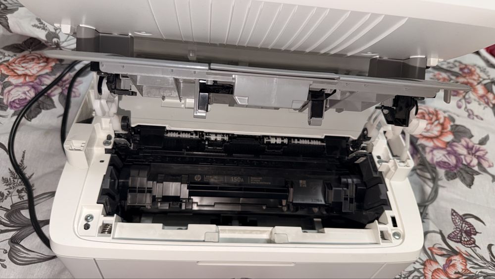 HP LaserJet M141a принтер,распечатка,ксерокопия