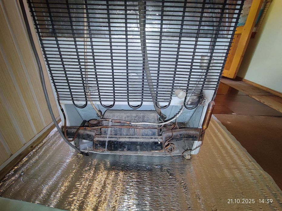 Продаю холодильник