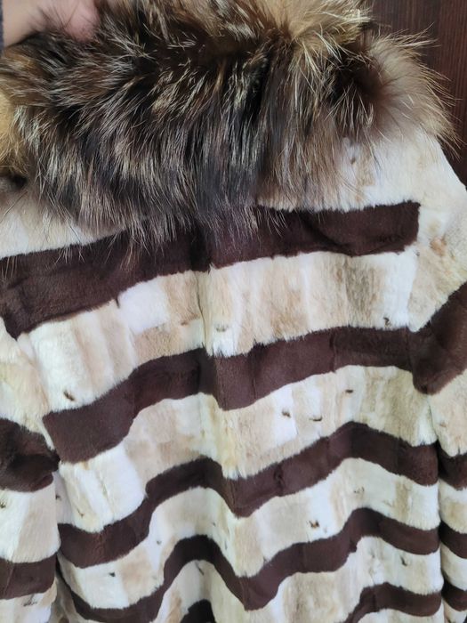 Blană naturala nurca tunsa cu guler vulpe 40