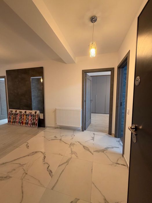 Apartament 80 mp cu doua camere de inchiriat