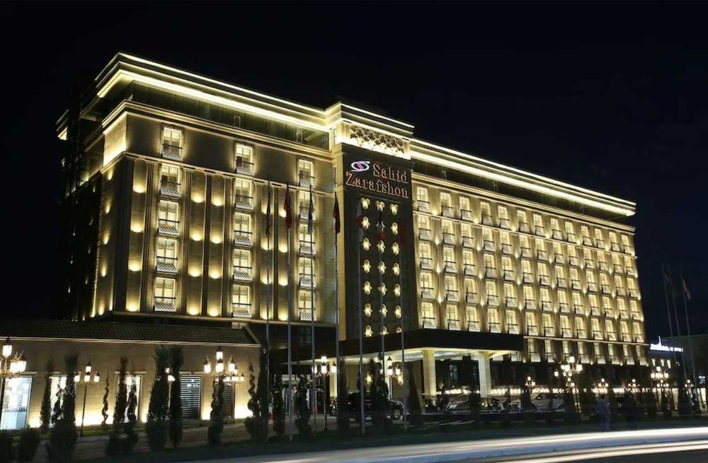 Фасадное освещения