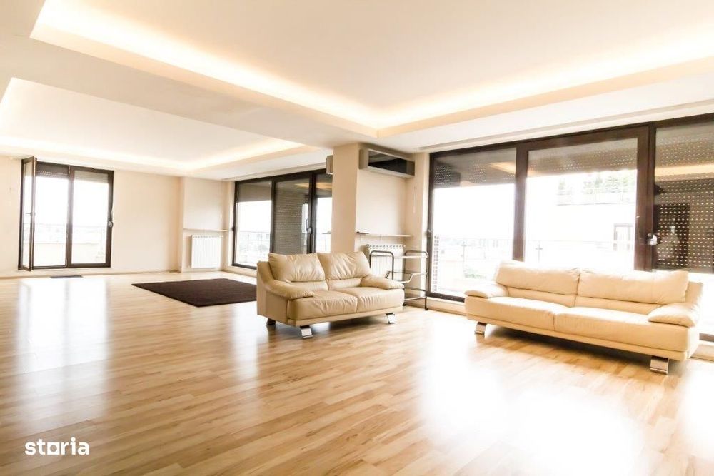 Triplex spectaculos cu 5 camere si terasa, in Herastrau!