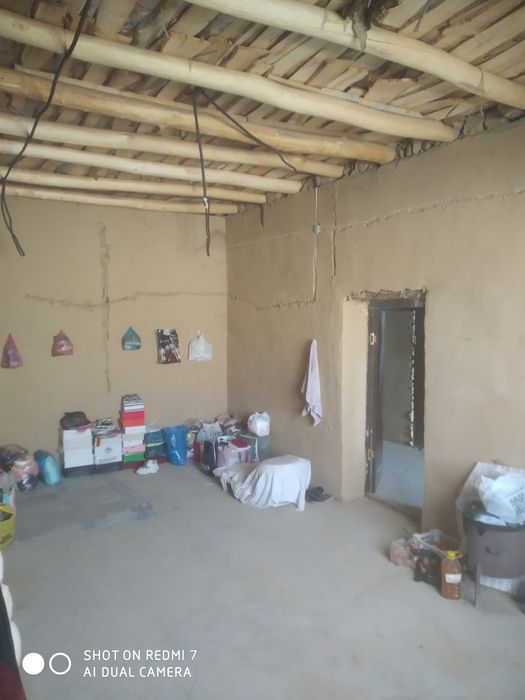 Srochna Kokterak generalda Uchaska hovli sotiladi 3sotix 4xona karobka