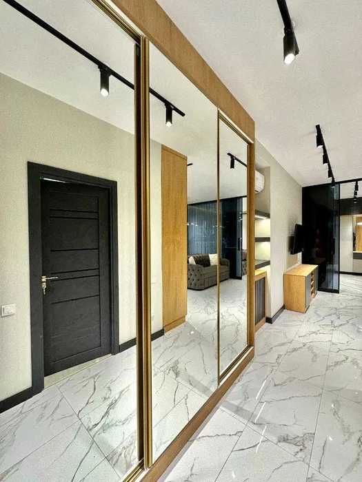 Глинка Сдаётся 1/2 ком квартира Ор-р  посольство России 441*