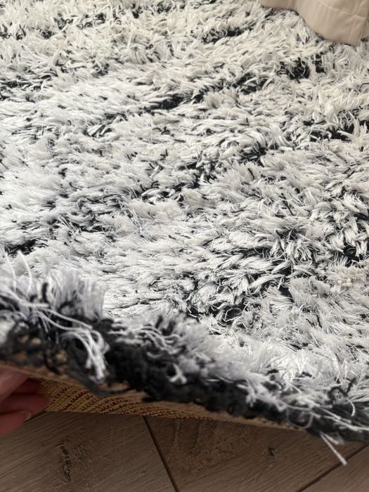 Ковёр травка в отличном состоянии