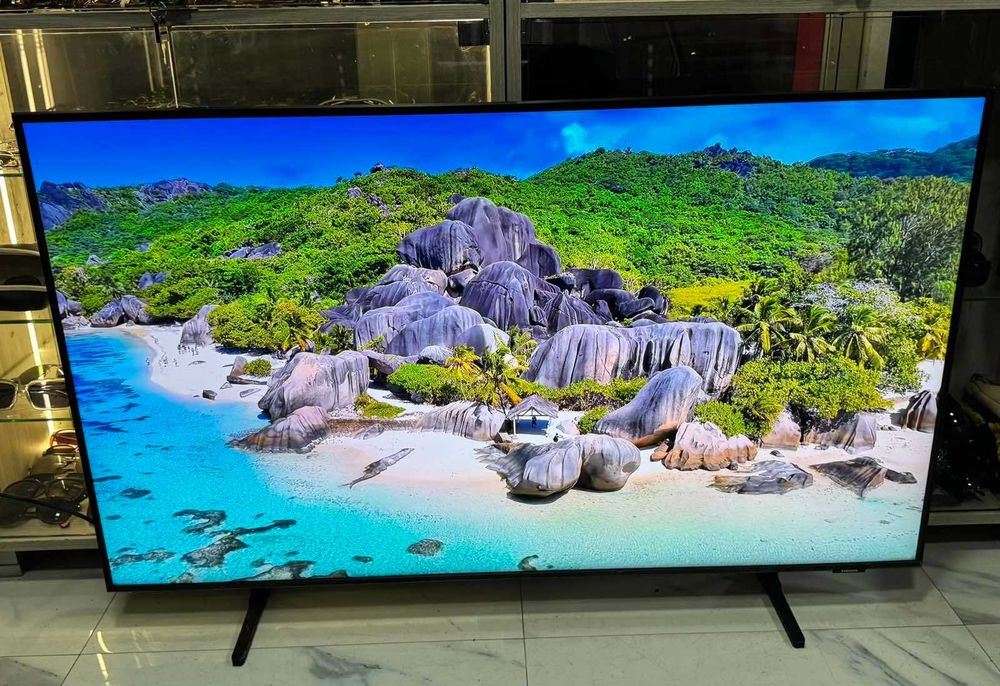 Телевизор SAMSUNG UE50AU9072UXXH-50" 4K Smart TV