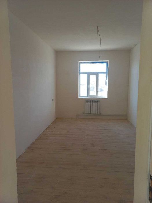 Ховли жой сотилади. Гайбу ферма кўчасида.