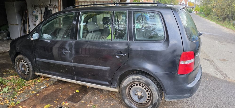 VOLKSWAGEN Touran 2004 — imagine 2
