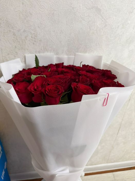 Продам букет роз красные