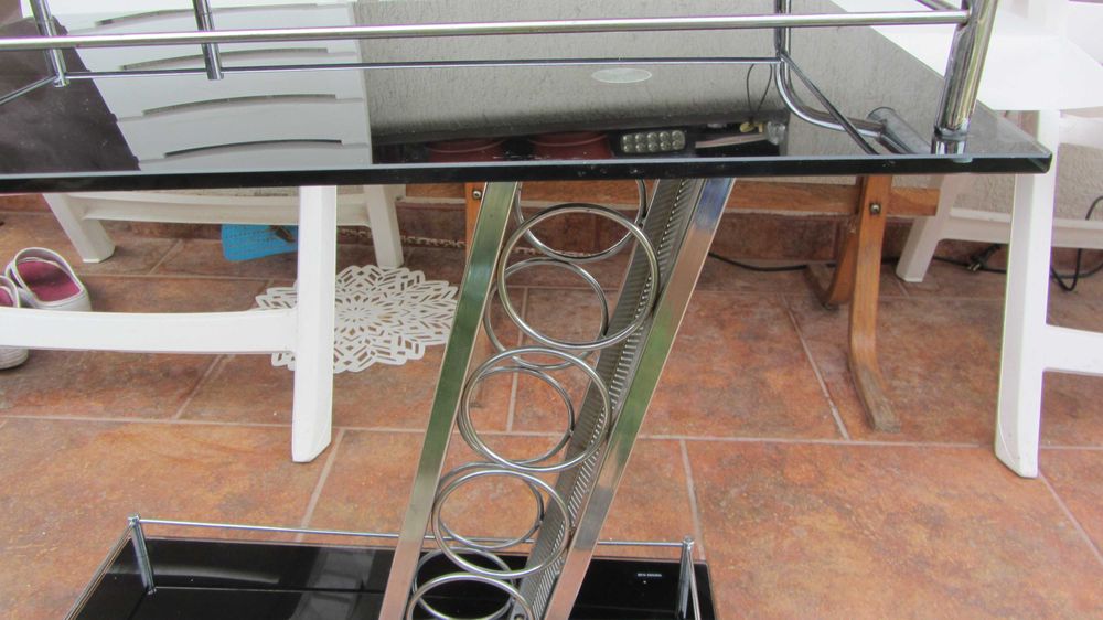 Carucior servire Gheridon frumos sticla si inox