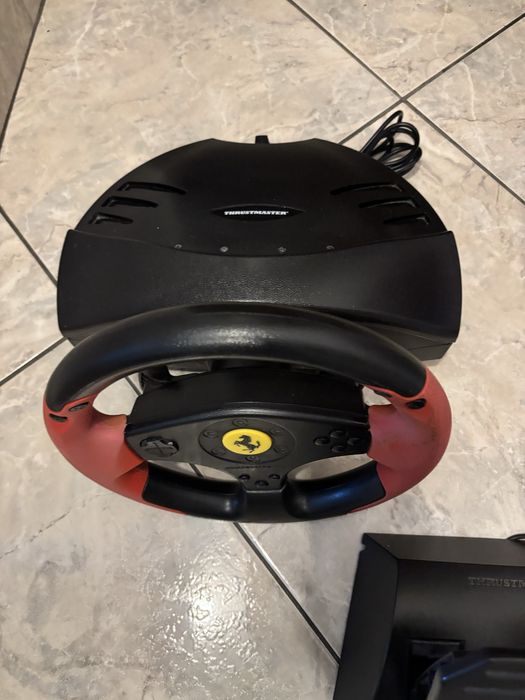 Volan Thrustmaster