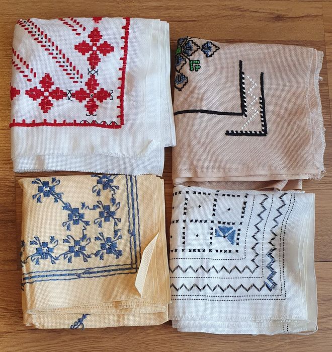 Разни платове,  парчета, ципове, копчета, дантела и недовършени карета