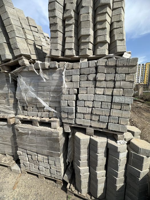 Продам Брусчатку б/у  ромб квадрат