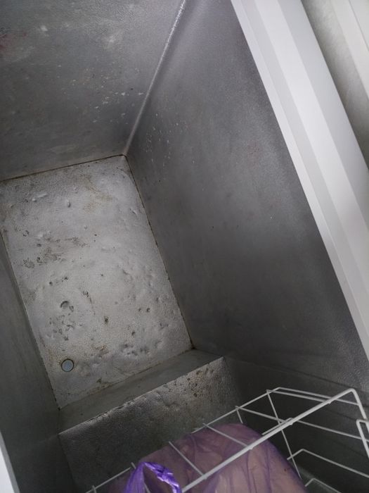 Продам морозильник,Хайер 100000