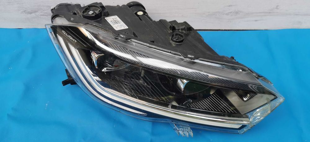 Фар за VW Polo IQ Light / ВФ Поло 2022