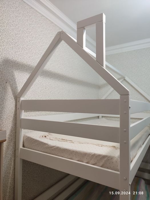 Продается двухъярусная кровать