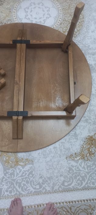 Стол круглый с орнаментом 120