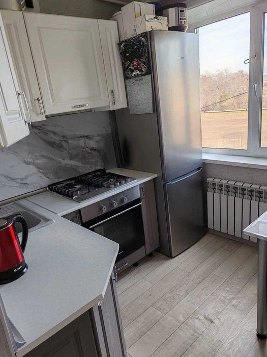 Продам 2-х комнатную квартиру в районе 11 школы