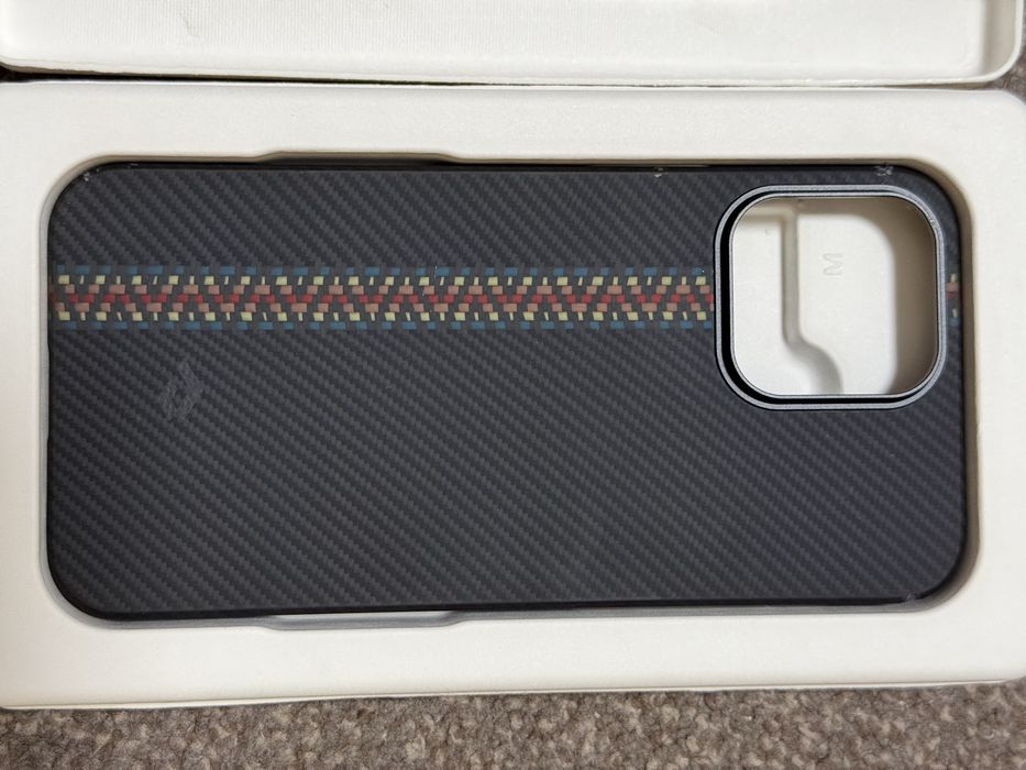 Iphone 14 pro max husa pitaka