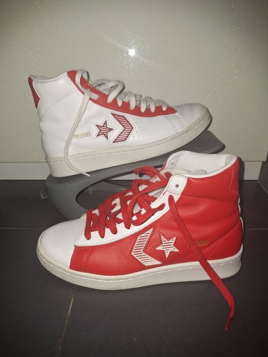 Запазени кецове Converse
