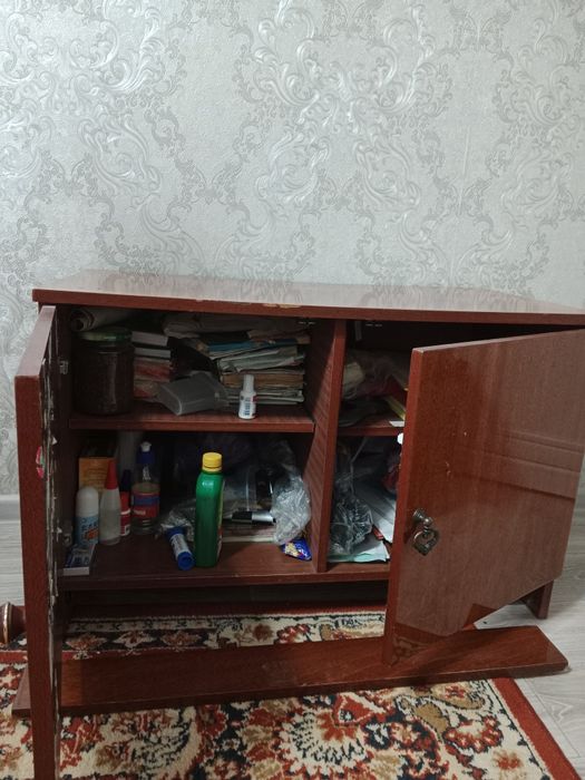 Тумбочка под телевизор