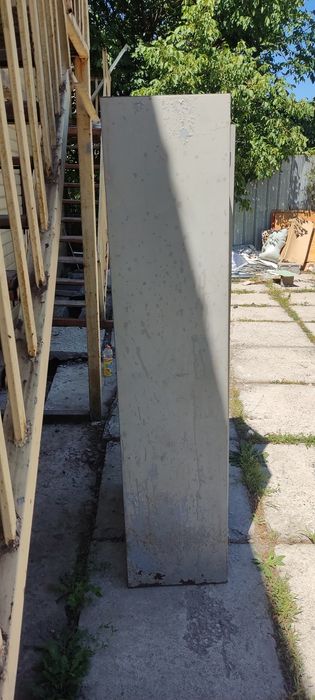 Железные шкафы 4шт