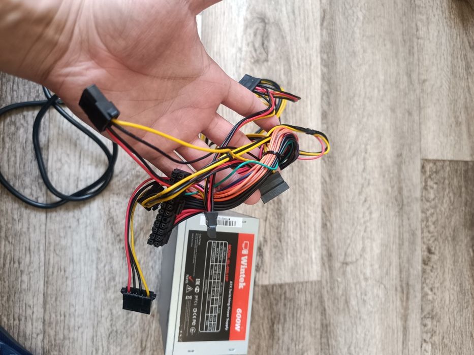 Блок питания для Компьютера