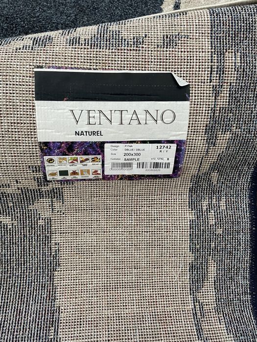 Домашний текстиль,ковер