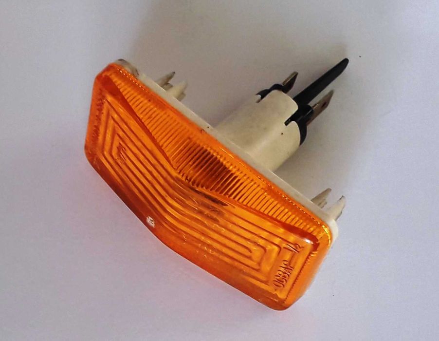 Мигач страничен за калник Лада 2105-2107