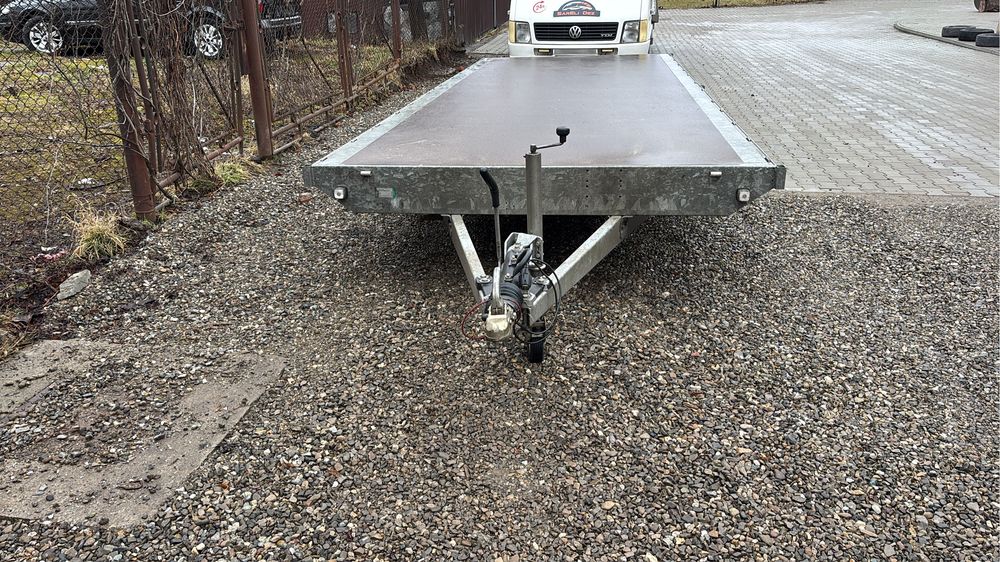 Inchiriere platforma 3, 5 T