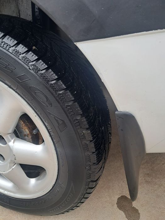 Logan GPL 1.4  proprietar