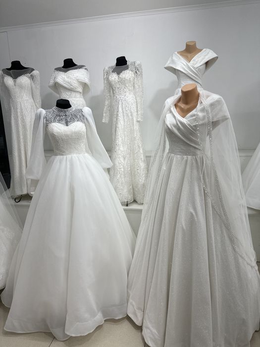 Продам свадебные платья