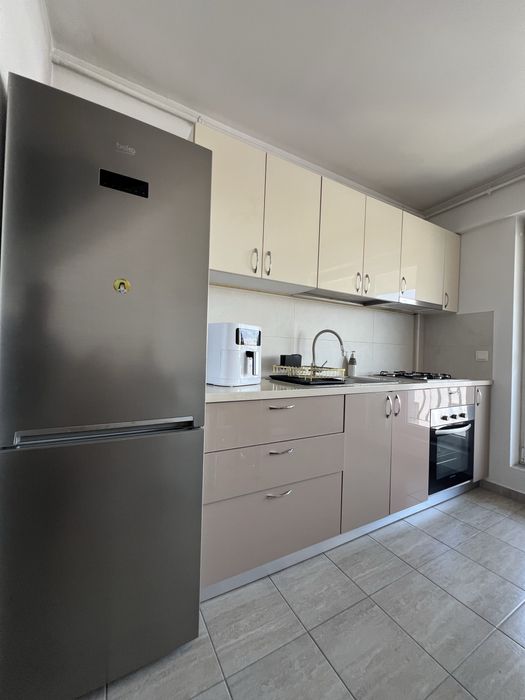 Penthouse modern de închiriat în  Otopeni -Complex Maramureș