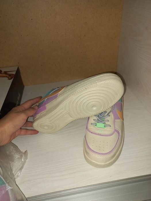 Yengi Nike krasofka 38 39 razmer