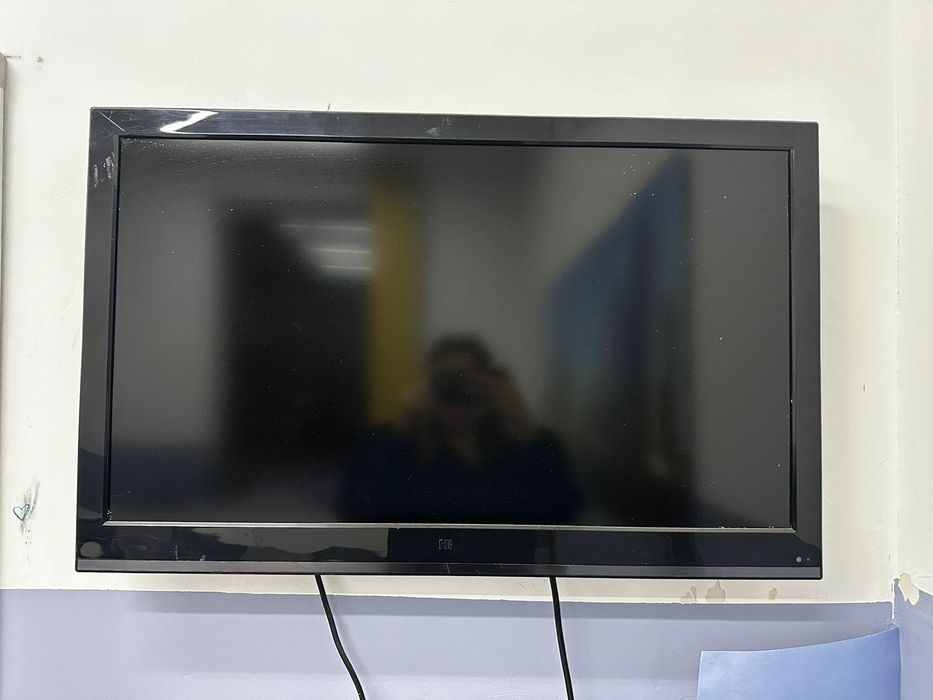 Продам срочно четыре телевизора