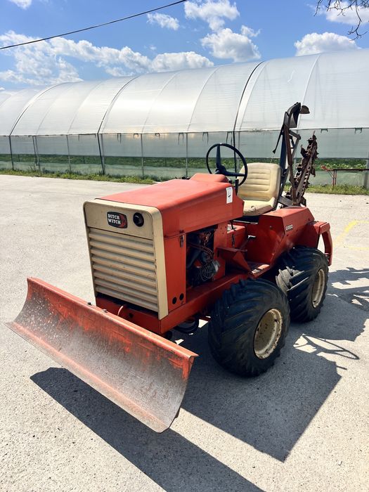 Inchiriem utilaje sapat santuri Ditch witch Vermeer
