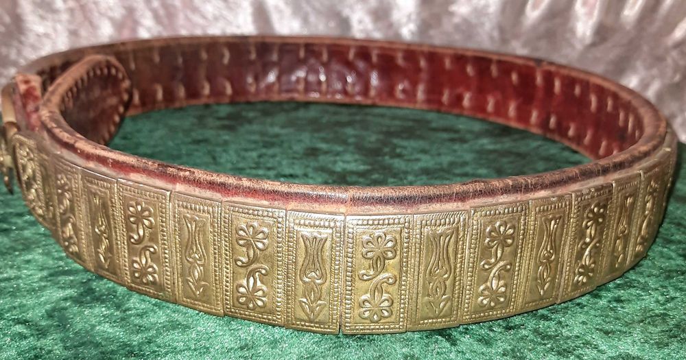 Автентични стари  сребърни пафти с колан