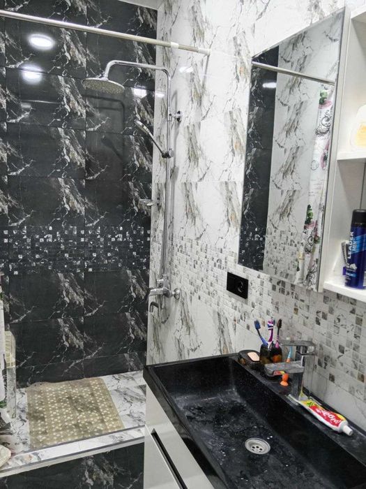 Срочно квартиру продаю 5/5/10