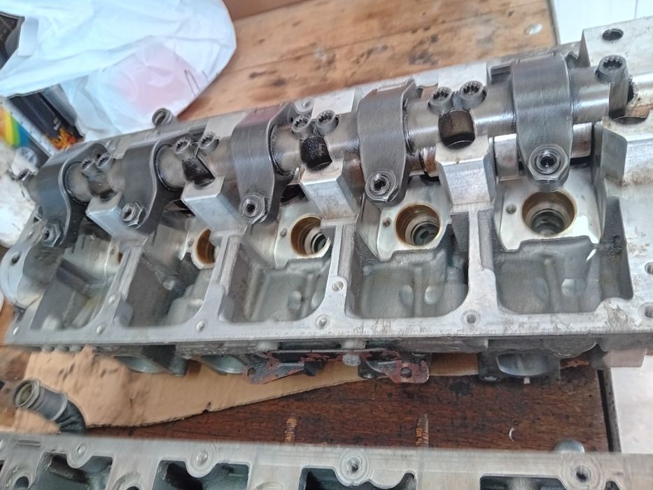 Глава за Фолксваген Т5 2.5 131 к.с/Glava VW Transporter T5 2.5 131 k.с