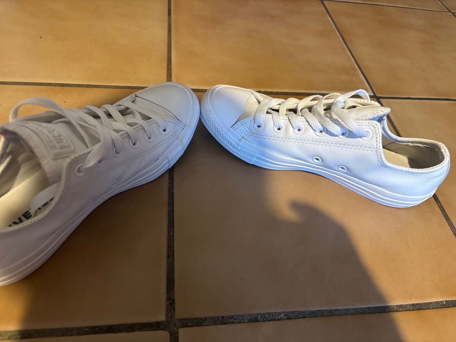 Различни видове обувки