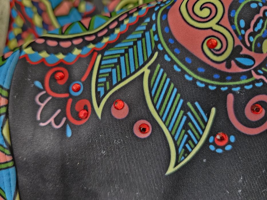 Продам купальники. На 48-50 размер.